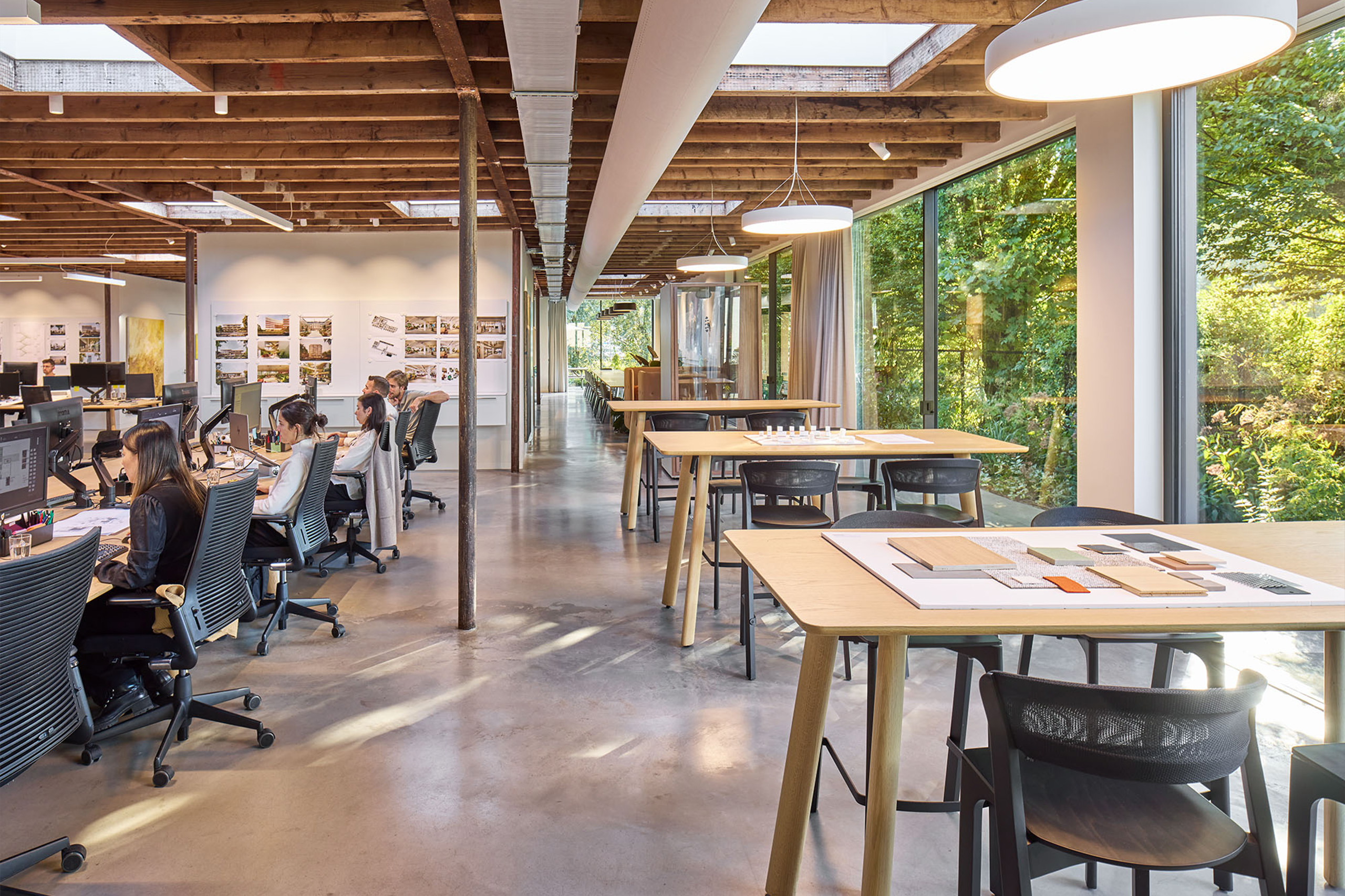 Amsterdam office workplaces